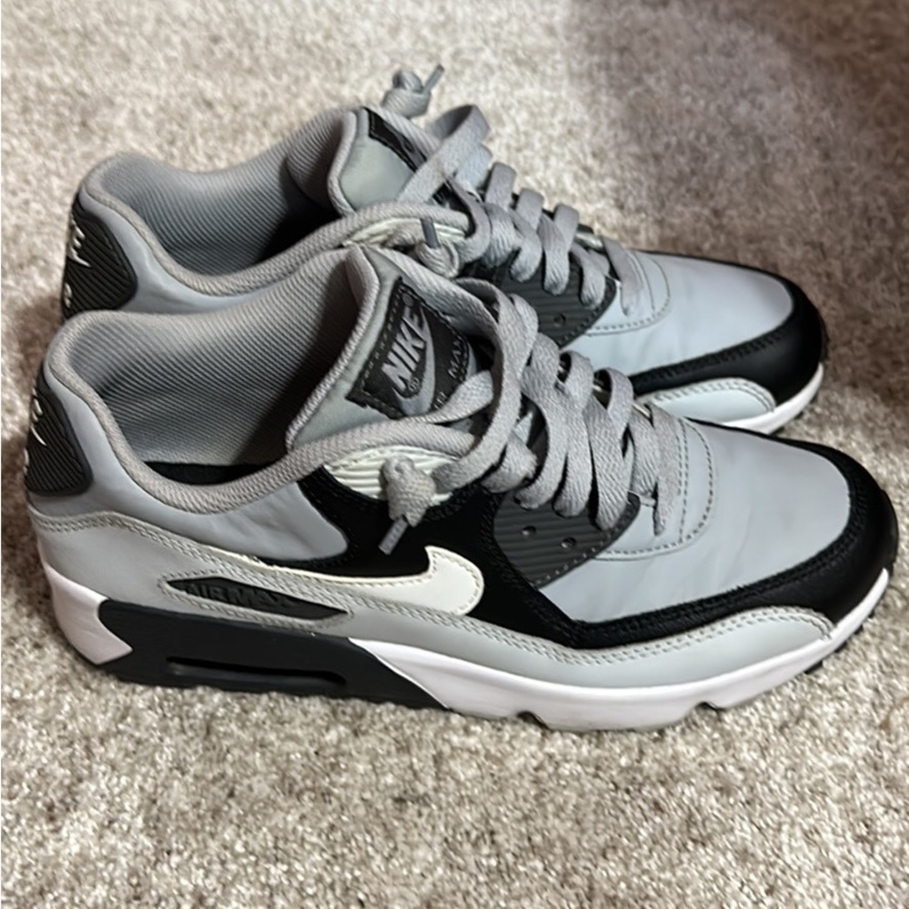 Youth air max